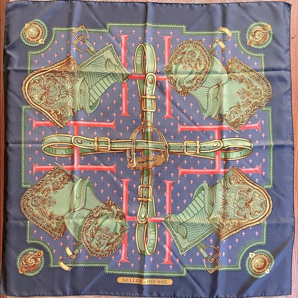 HERMÉS Selles A Housse Silk Twill Scarf, Excellent Condition, 90cm
